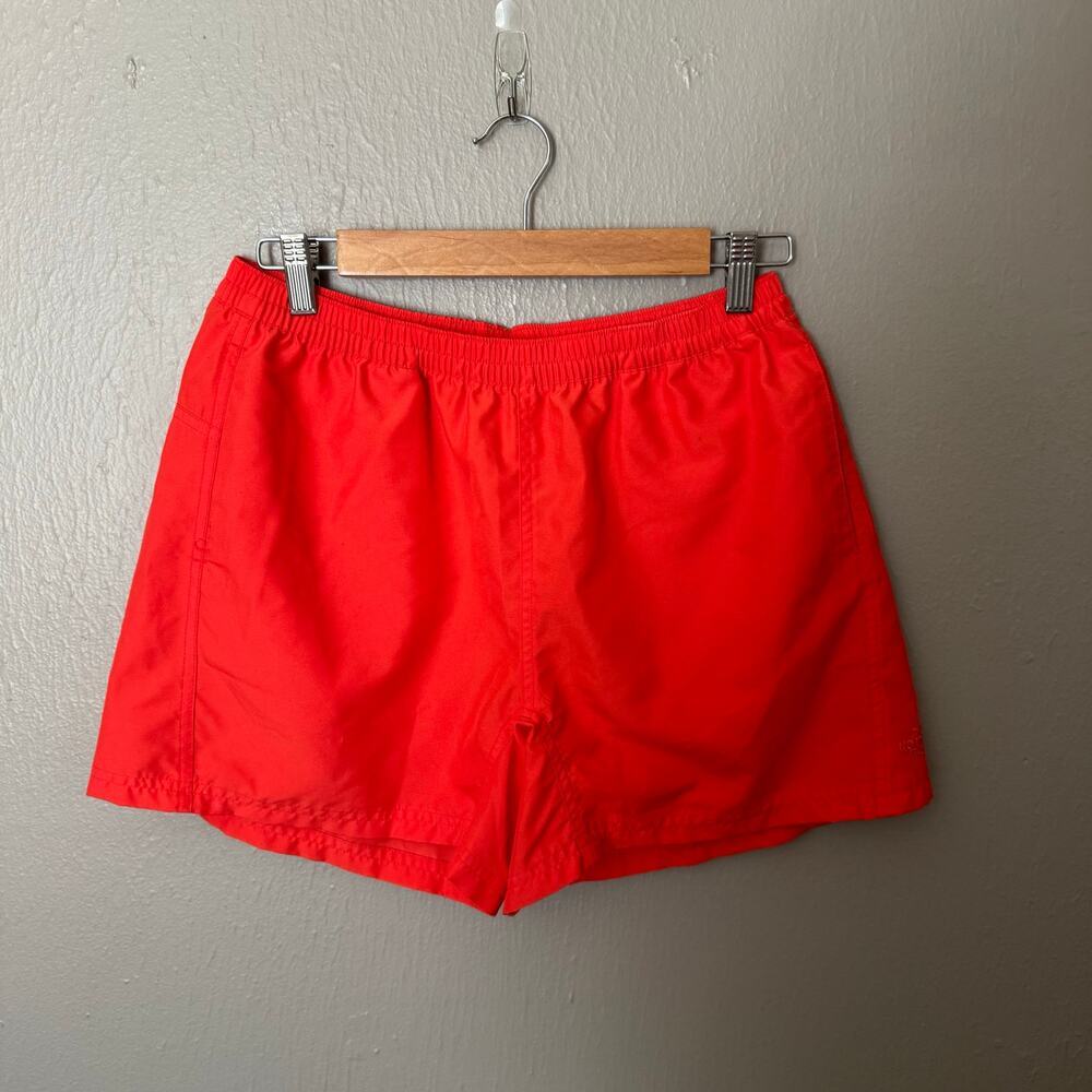 THE NORTH FACE Orange/Pink Running Shorts Size Medium casual workout outdoors